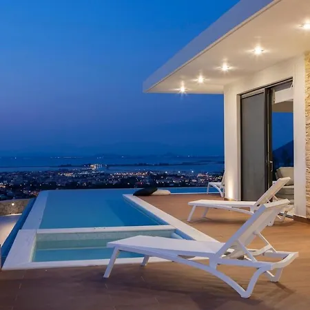 Luxurious & Modern All Inclusive Pefkochori