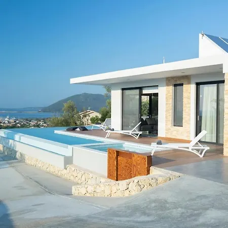 Luxurious & Modern All Inclusive * Pefkochori
