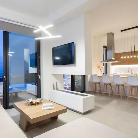 Luxurious & Modern All Inclusive * Pefkochori